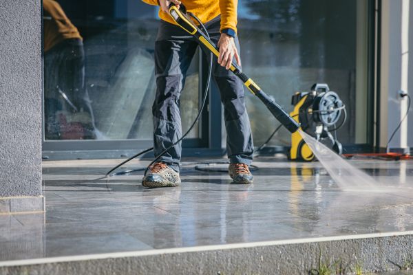 Cost of Concrete Cleaning in College Station