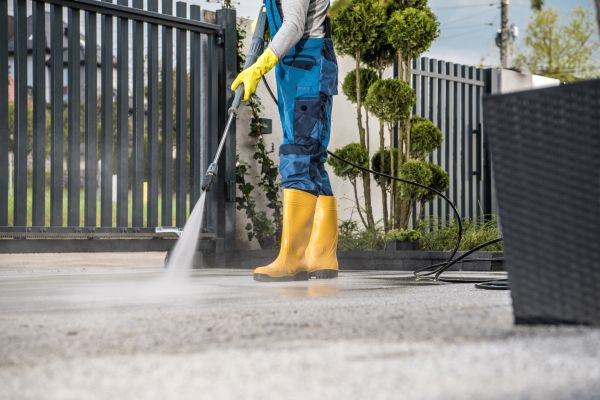 Cost of Driveway Power Washing in College Station