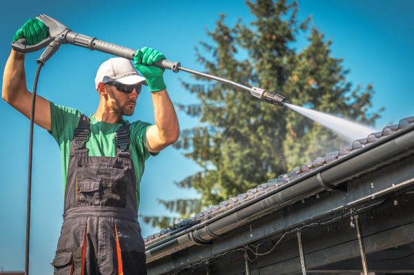 Cost of Gutter Washing in College Station
