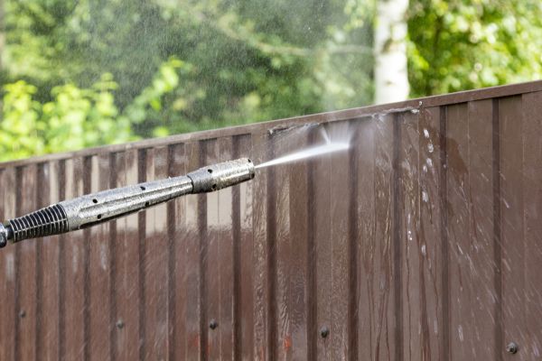 Cost of Vinyl Fence Cleaning in College Station
