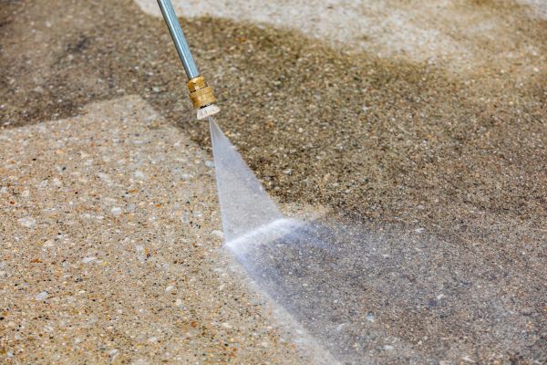 Cost of Driveway Pressure Cleaning in College Station