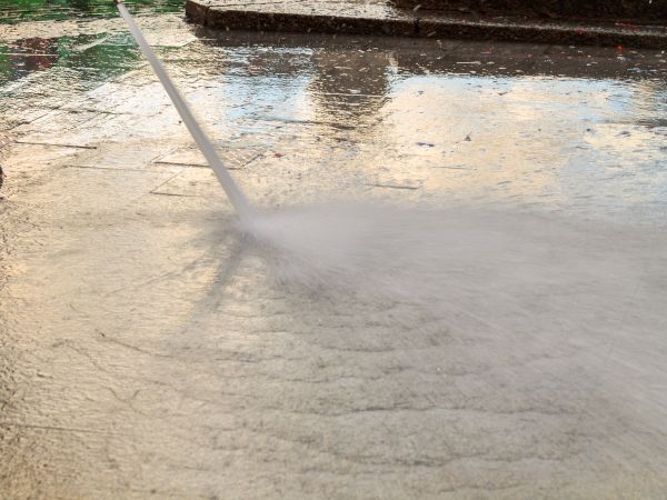 Cost of Pavement Cleaning Service in College Station
