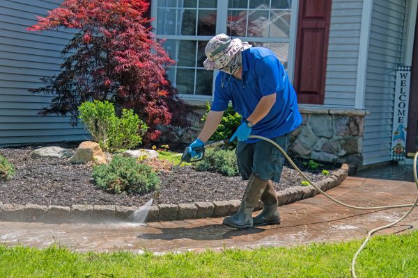 Cost of Brick Walkway Cleaning in College Station