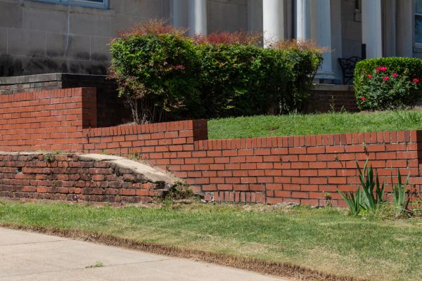 Cost of Retaining Wall Cleaning in College Station